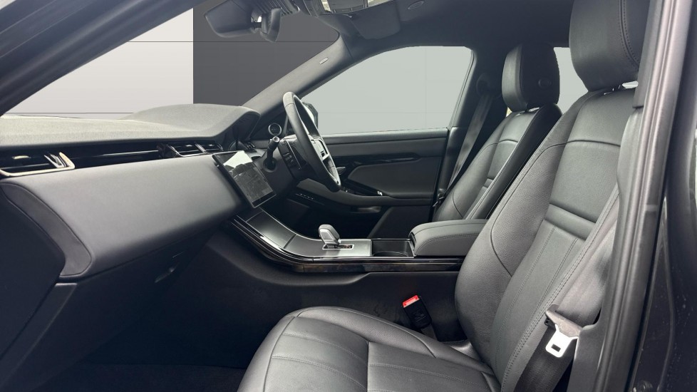 Land Rover Range Rover Evoque 2.0 D200 Dynamic SE 5dr Auto Diesel Hatchback - Image 3