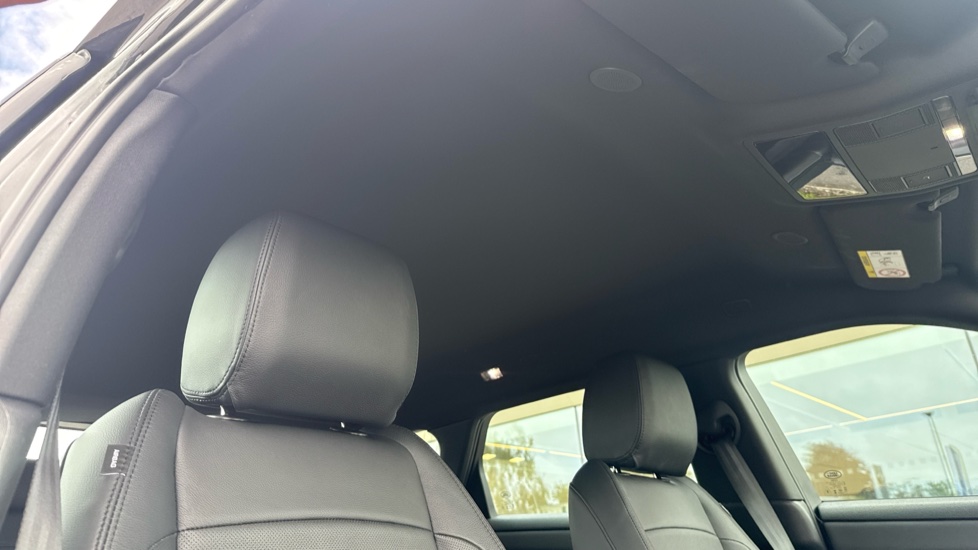 Land Rover Range Rover Evoque 2.0 D200 Dynamic SE 5dr Auto Diesel Hatchback - Image 21