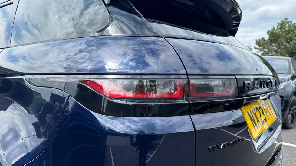 Land Rover Range Rover Evoque 2.0 D200 Evoque Edition 5dr Auto Diesel Hatchback - Image 19