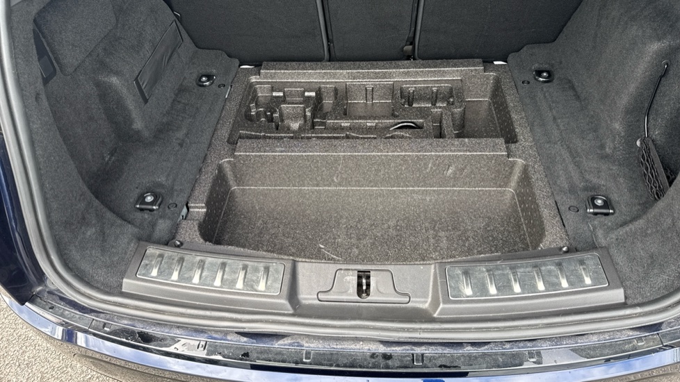 Land Rover Range Rover Evoque 2.0 D200 Evoque Edition 5dr Auto Diesel Hatchback - Image 36
