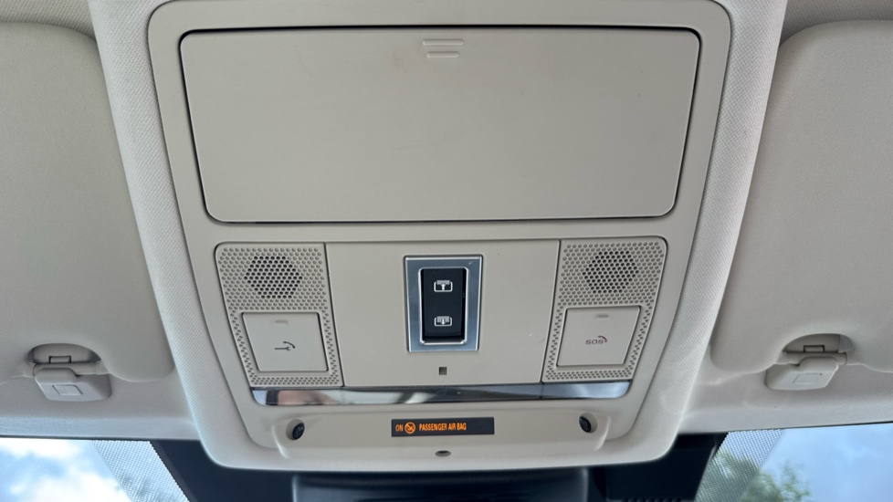 Land Rover Discovery Sport 2.0 TD4 180 HSE Luxury 5dr Auto Diesel Station Wagon - Image 33