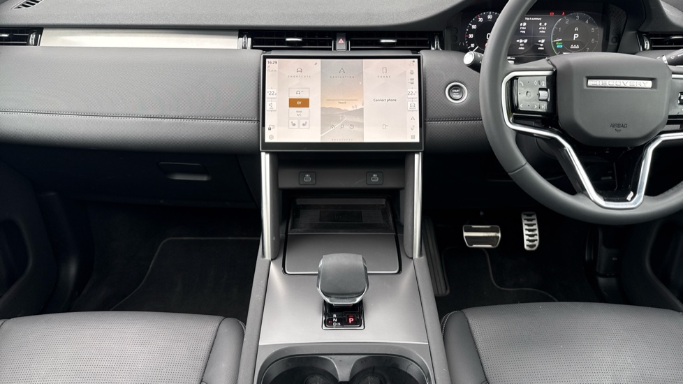 Land Rover Discovery Sport 1.5 P270e Dynamic SE 5dr Auto [5 Seat] Station Wagon - Image 14