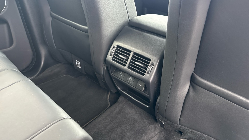 Land Rover Discovery Sport 1.5 P270e Dynamic SE 5dr Auto [5 Seat] Station Wagon - Image 18