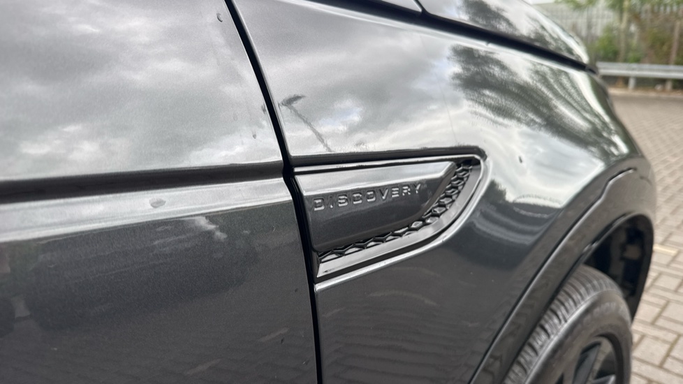 Land Rover Discovery Sport 1.5 P270e Dynamic SE 5dr Auto [5 Seat] Station Wagon - Image 24