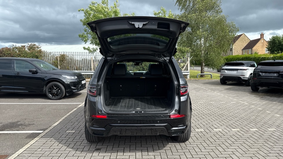 Land Rover Discovery Sport 1.5 P270e Dynamic SE 5dr Auto [5 Seat] Station Wagon - Image 27