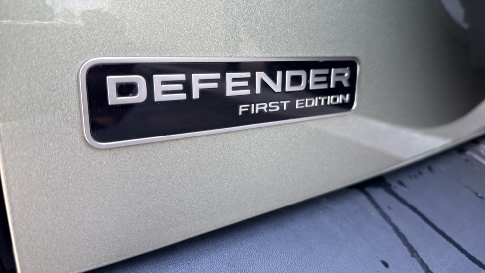Land Rover Defender 2.0 D240 First Edition 110 5dr Auto Diesel Estate - Image 40