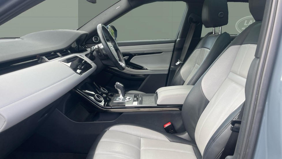 Land Rover Range Rover Evoque 2.0 P250 First Edition 5dr Auto Petrol Hatchback - Image 3