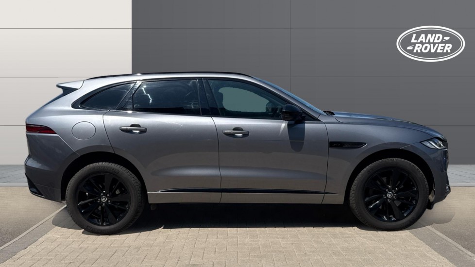 Jaguar F-Pace 2.0 D200 R-Dynamic SE Black 5dr Auto AWD Diesel Estate - Image 5