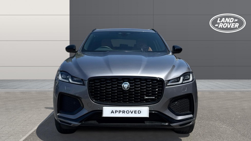 Jaguar F-Pace 2.0 D200 R-Dynamic SE Black 5dr Auto AWD Diesel Estate - Image 7
