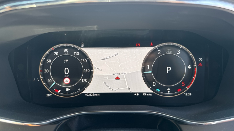 Jaguar F-Pace 2.0 D200 R-Dynamic SE Black 5dr Auto AWD Diesel Estate - Image 16