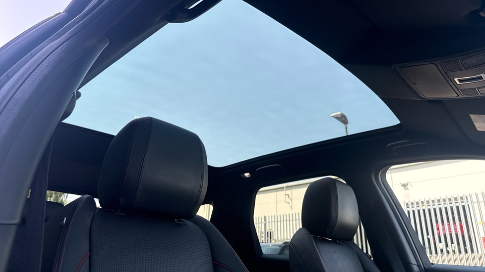 Land Rover Discovery Sport 1.5 P300e R-Dynamic HSE 5dr Auto [5 Seat] Station Wagon - Image 21