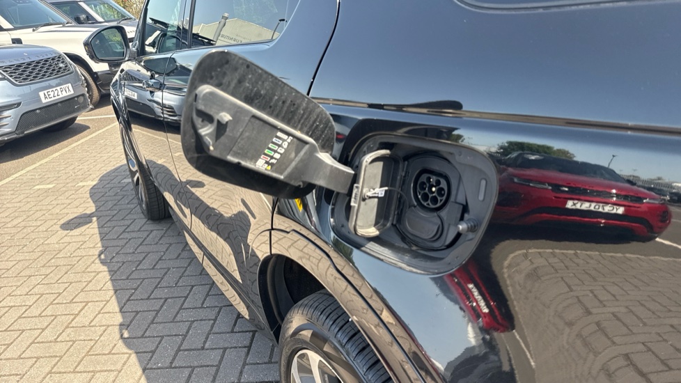 Land Rover Discovery Sport 1.5 P300e R-Dynamic HSE 5dr Auto [5 Seat] Station Wagon - Image 40