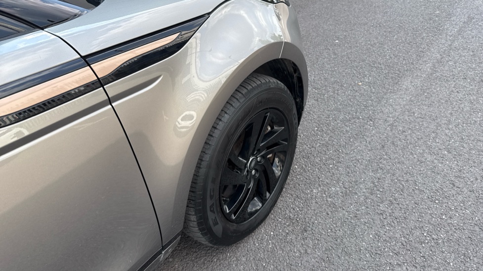 Land Rover Range Rover Evoque 2.0 D200 R-Dynamic S 5dr Auto Diesel Hatchback - Image 22