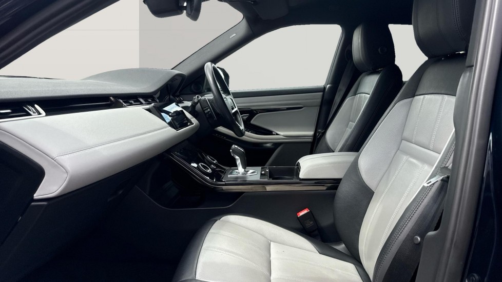 Land Rover Range Rover Evoque 2.0 D200 R-Dynamic SE 5dr Auto Diesel Hatchback - Image 3