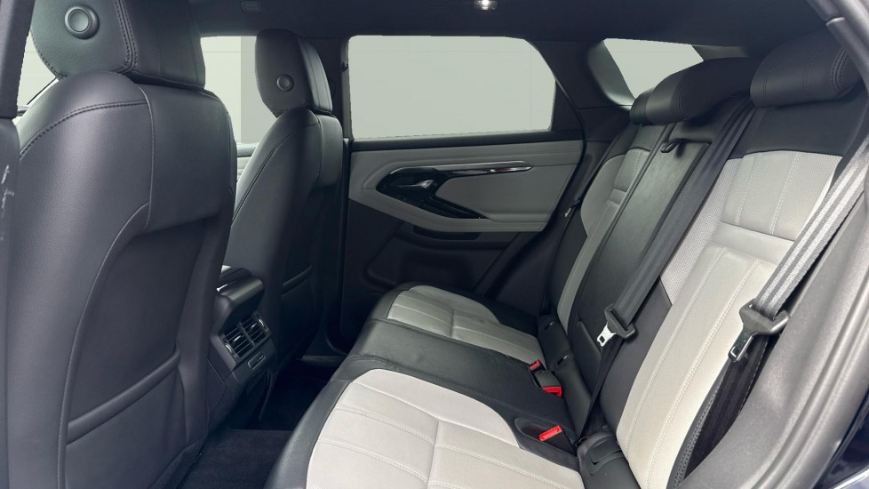 Land Rover Range Rover Evoque 2.0 D200 R-Dynamic SE 5dr Auto Diesel Hatchback - Image 4