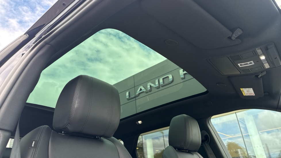 Land Rover Range Rover Evoque 2.0 D200 R-Dynamic SE 5dr Auto Diesel Hatchback - Image 21