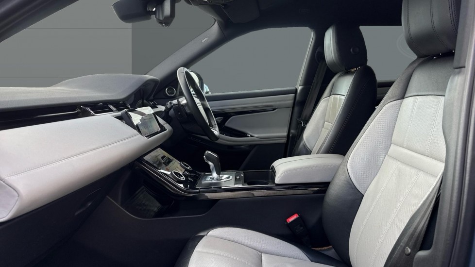 Land Rover Range Rover Evoque 2.0 D180 First Edition 5dr Auto Diesel Hatchback - Image 3