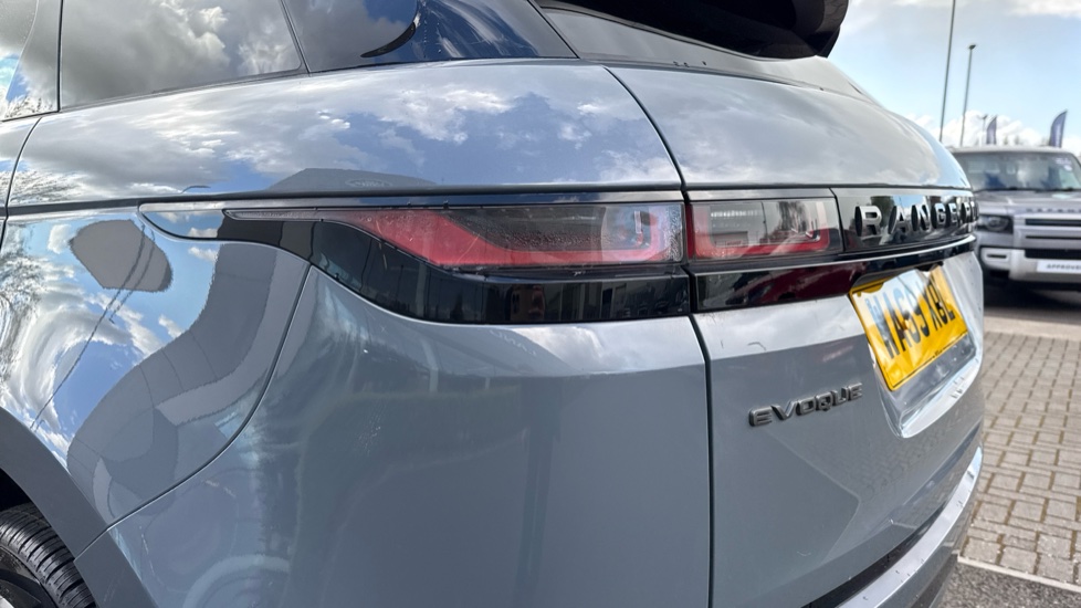 Land Rover Range Rover Evoque 2.0 D180 First Edition 5dr Auto Diesel Hatchback - Image 19