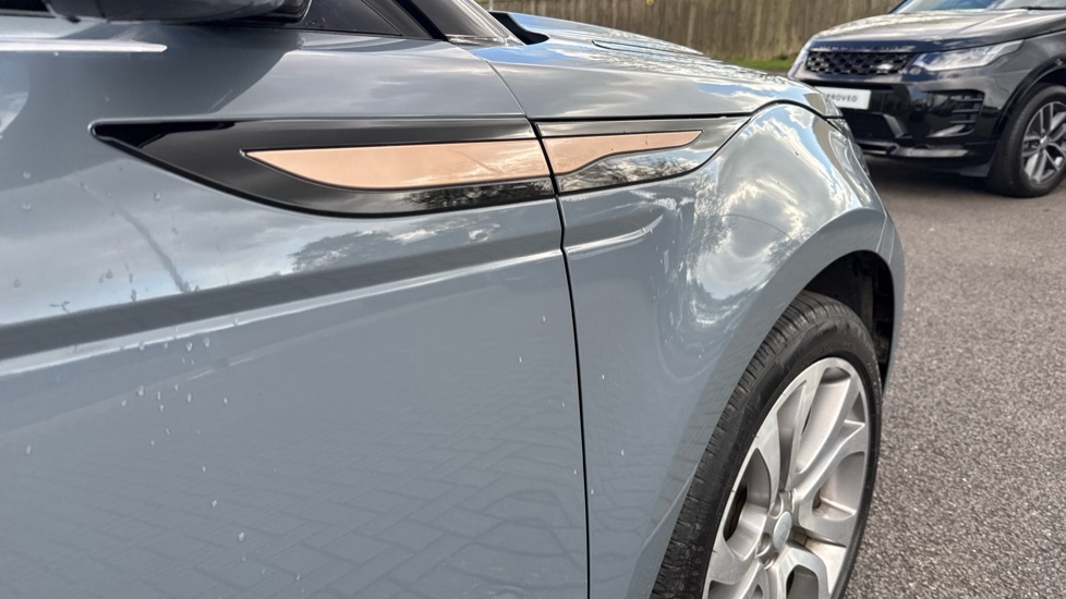 Land Rover Range Rover Evoque 2.0 D180 First Edition 5dr Auto Diesel Hatchback - Image 24