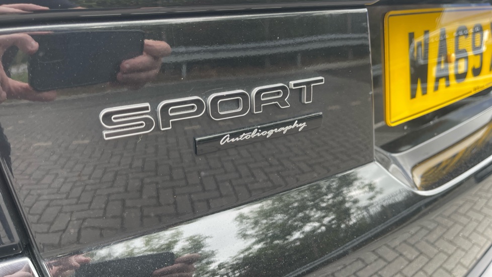 Land Rover Range Rover Sport 3.0 SDV6 Autobiography Dynamic 5dr Auto Diesel Estate - Image 27