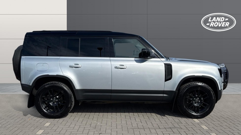 Land Rover Defender 110 Diesel 3.0 D250 Hard Top S Auto [3 Seat] - Image 5