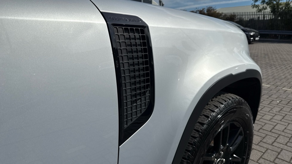 Land Rover Defender 110 Diesel 3.0 D250 Hard Top S Auto [3 Seat] - Image 24