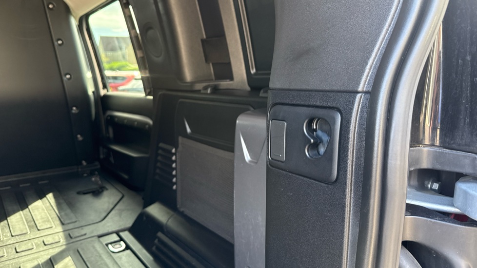 Land Rover Defender 110 Diesel 3.0 D250 Hard Top S Auto [3 Seat] - Image 28