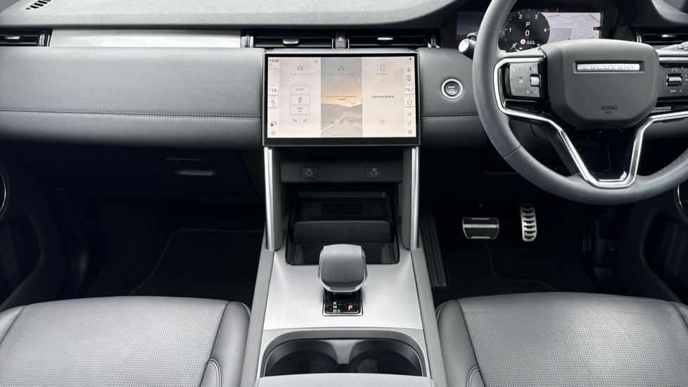 Land Rover Discovery Sport 2.0 D200 Dynamic SE 5dr Auto [5 Seat] Diesel Station Wagon - Image 14