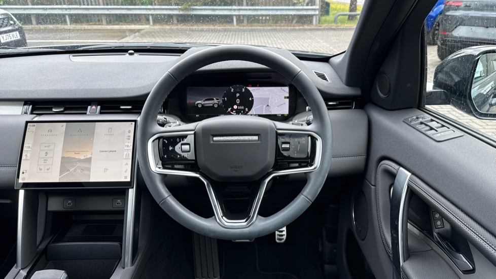 Land Rover Discovery Sport 2.0 D200 Dynamic SE 5dr Auto [5 Seat] Diesel Station Wagon - Image 15