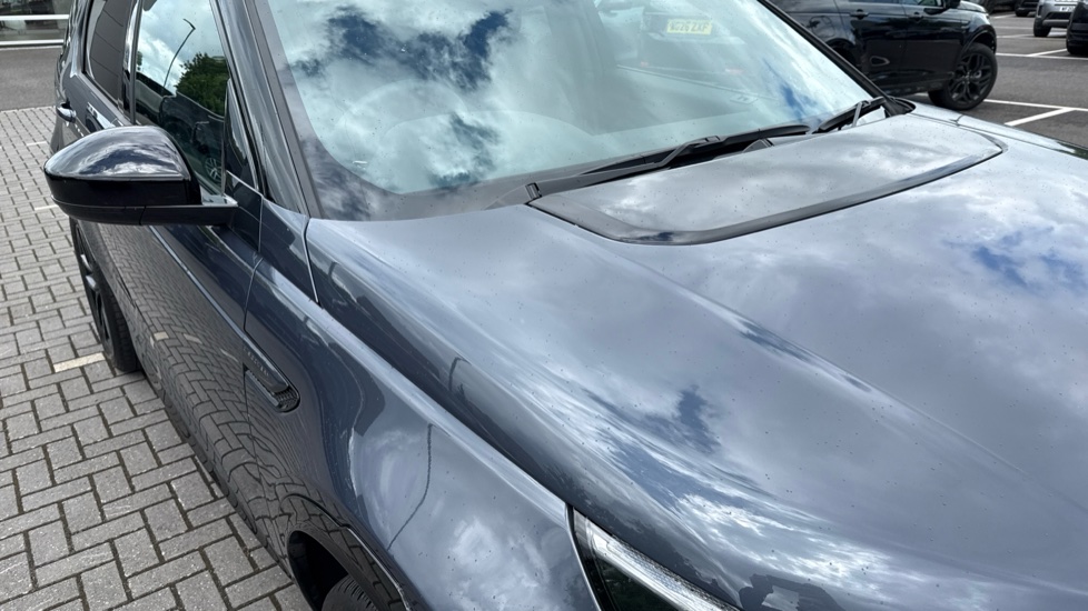 Land Rover Discovery Sport 2.0 D200 Dynamic SE 5dr Auto [5 Seat] Diesel Station Wagon - Image 23