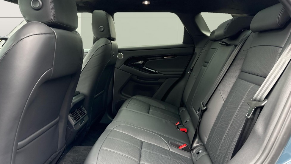 Land Rover Range Rover Evoque 2.0 D200 Autobiography 5dr Auto [Revised] Diesel Hatchback - Image 4