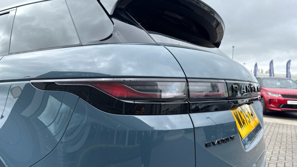 Land Rover Range Rover Evoque 2.0 D200 Autobiography 5dr Auto [Revised] Diesel Hatchback - Image 19