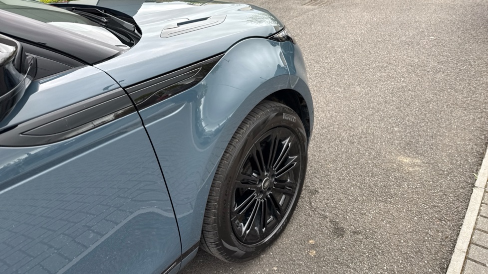 Land Rover Range Rover Evoque 2.0 D200 Autobiography 5dr Auto [Revised] Diesel Hatchback - Image 22