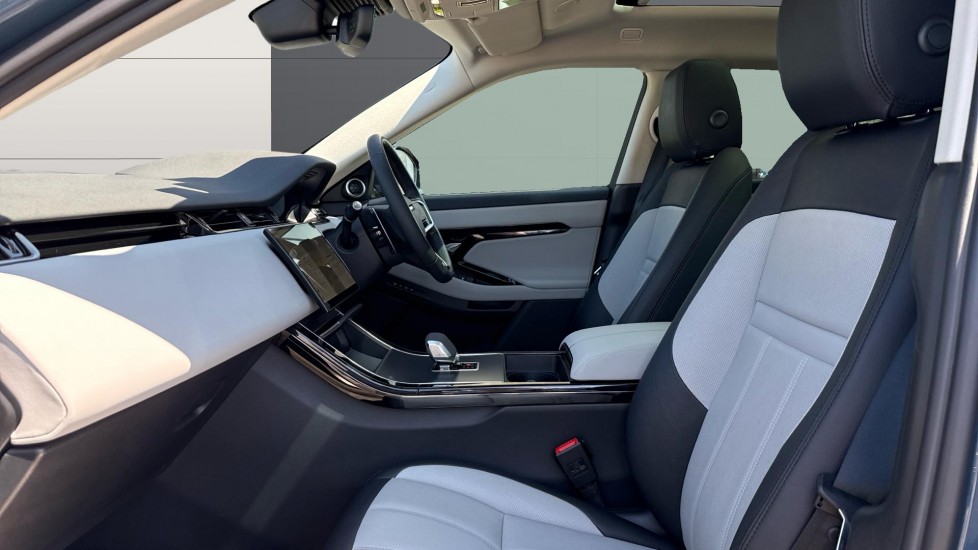 Land Rover Range Rover Evoque 2.0 D200 Dynamic SE 5dr Auto Diesel Hatchback - Image 3