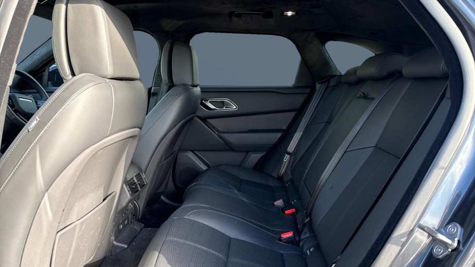 Land Rover Range Rover Velar 2.0 D200 MHEV Autobiography 5dr Auto [Revised] Diesel Estate - Image 4