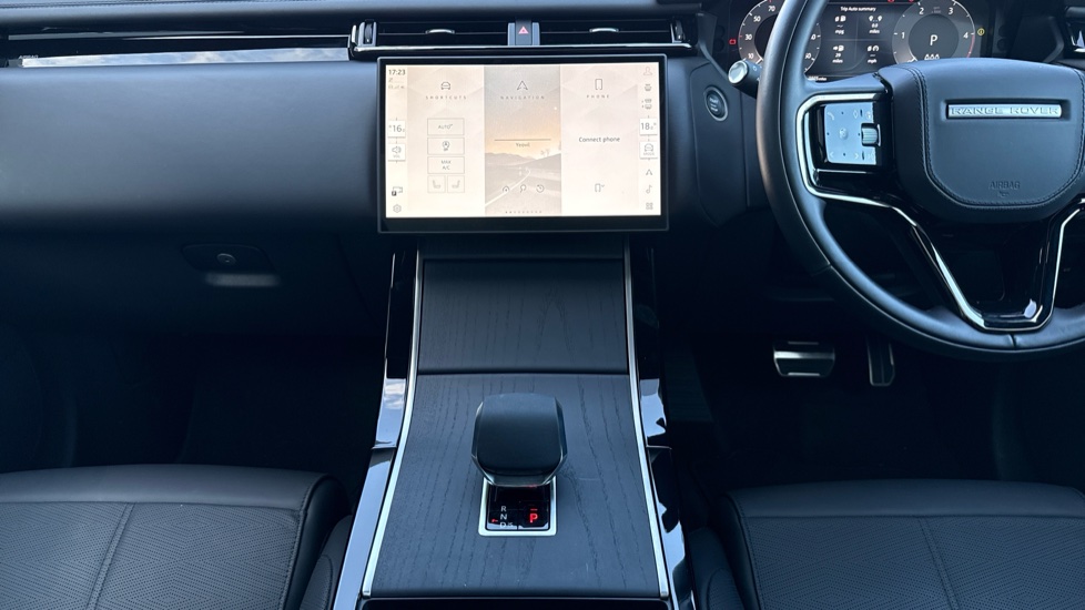 Land Rover Range Rover Velar 2.0 D200 MHEV Autobiography 5dr Auto [Revised] Diesel Estate - Image 14