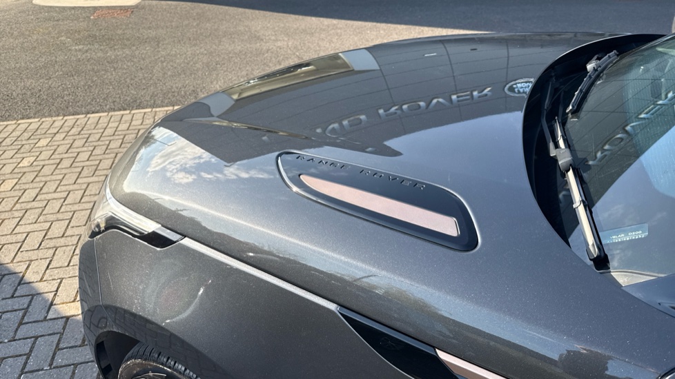Land Rover Range Rover Velar 2.0 D200 MHEV Autobiography 5dr Auto [Revised] Diesel Estate - Image 25