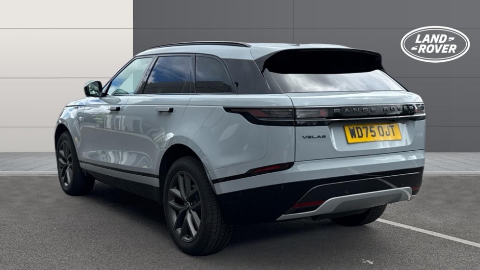 Land Rover Range Rover Velar 2.0 D200 MHEV Dynamic SE 5dr Auto Diesel Estate - Image 2