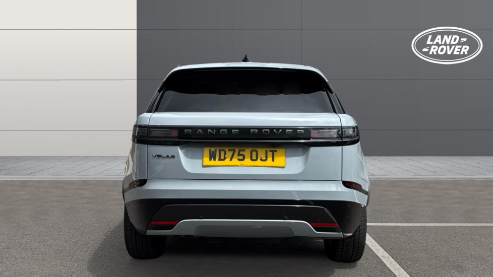 Land Rover Range Rover Velar 2.0 D200 MHEV Dynamic SE 5dr Auto Diesel Estate - Image 6