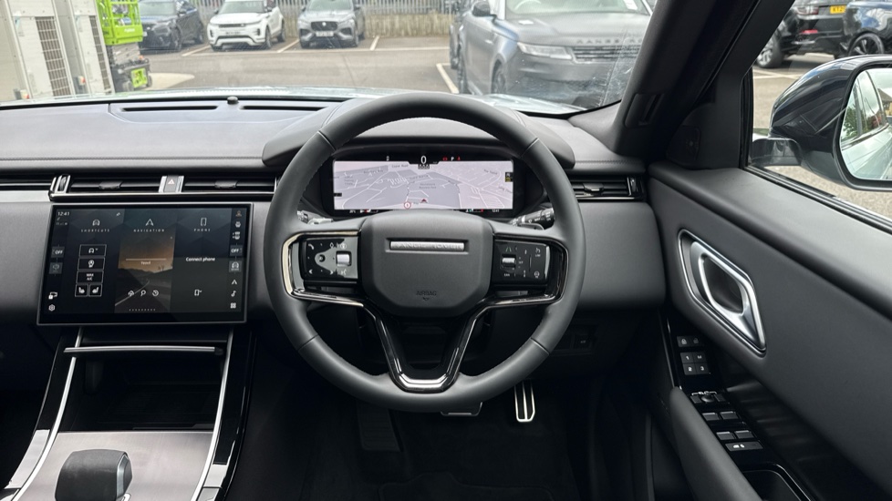 Land Rover Range Rover Velar 2.0 D200 MHEV Dynamic SE 5dr Auto Diesel Estate - Image 15