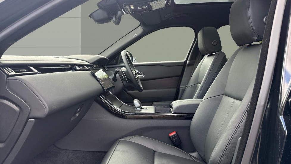 Land Rover Range Rover Velar 2.0 D200 MHEV Dynamic SE 5dr Auto Diesel Estate - Image 3