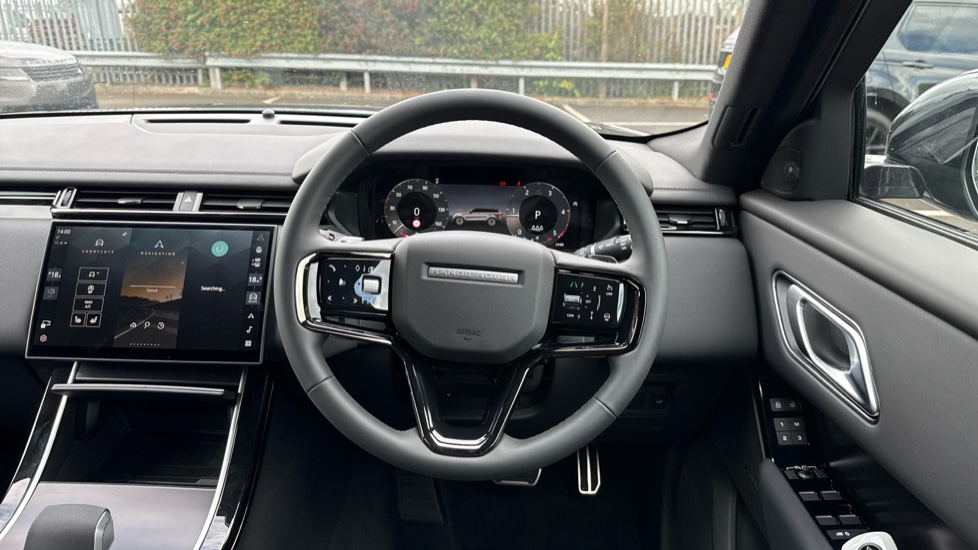 Land Rover Range Rover Velar 2.0 D200 MHEV Dynamic SE 5dr Auto Diesel Estate - Image 15