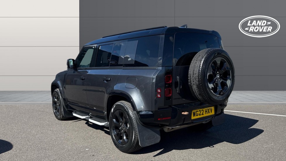 Land Rover Defender 2.0 P400e X-Dynamic S 110 5dr Auto Estate - Image 2