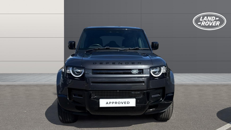 Land Rover Defender 2.0 P400e X-Dynamic S 110 5dr Auto Estate - Image 7