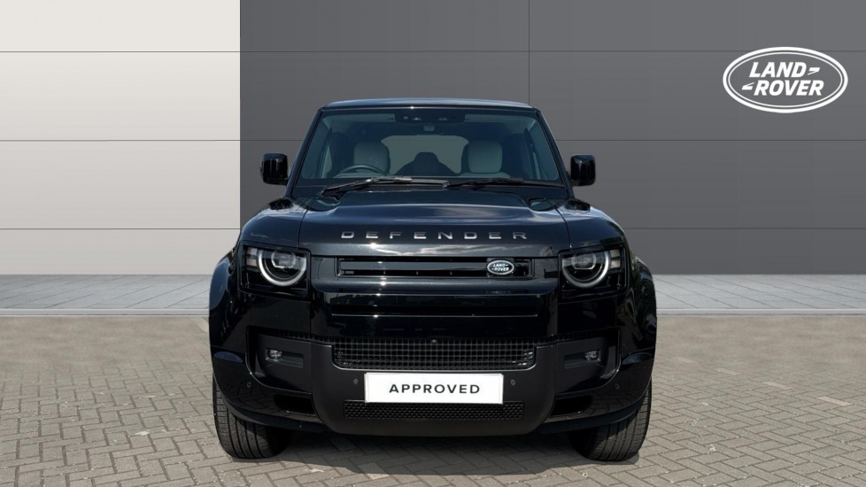 Land Rover Defender 3.0 D250 X-Dynamic HSE 110 5dr Auto Diesel Estate - Image 7