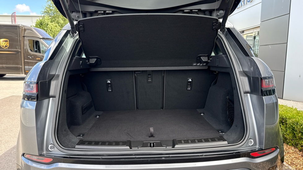 Land Rover Range Rover Evoque 2.0 P250 R-Dynamic HSE 5dr Auto Petrol Hatchback - Image 10
