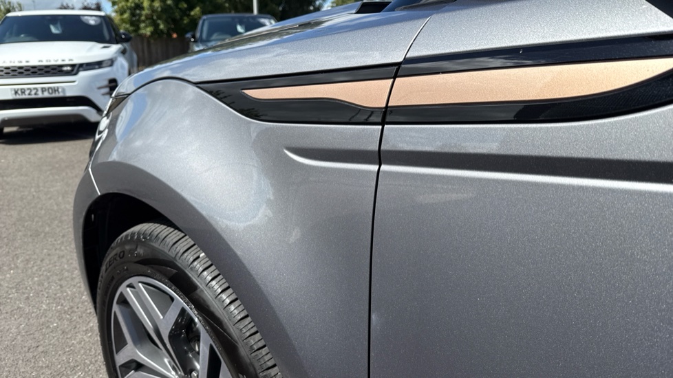 Land Rover Range Rover Evoque 2.0 P250 R-Dynamic HSE 5dr Auto Petrol Hatchback - Image 20