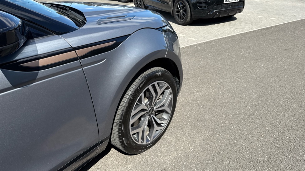 Land Rover Range Rover Evoque 2.0 P250 R-Dynamic HSE 5dr Auto Petrol Hatchback - Image 22