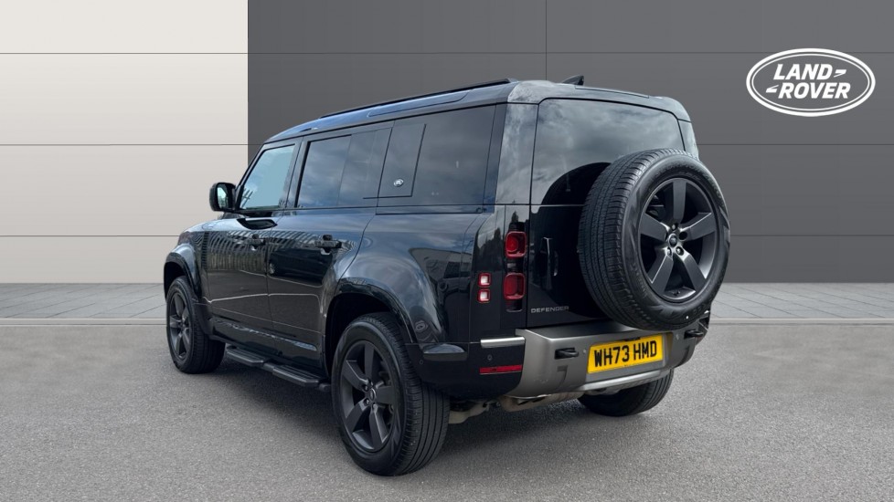 Land Rover Defender 3.0 D250 X-Dynamic HSE 110 5dr Auto Diesel Estate - Image 2