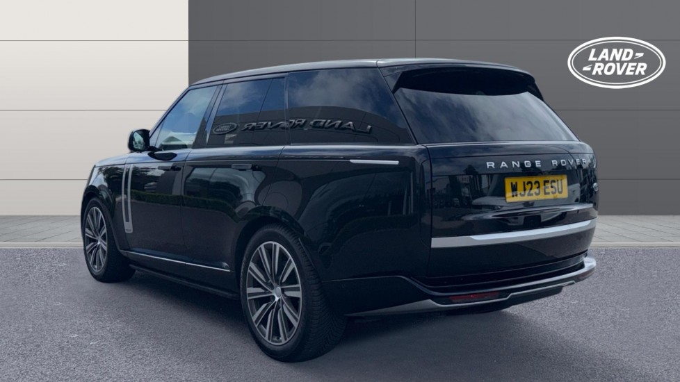 Land Rover Range Rover 3.0 D350 Autobiography 4dr Auto Diesel Estate - Image 2